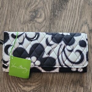 Vera Bradley Black and White Quilted Card Holder